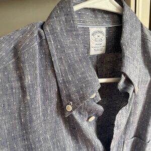 Brooks Brothers- M - REGENT FIT DOBBY DOT IRISH LINEN SPORT SHIRT